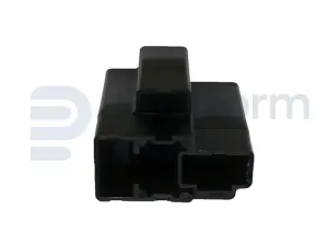 Relay socket