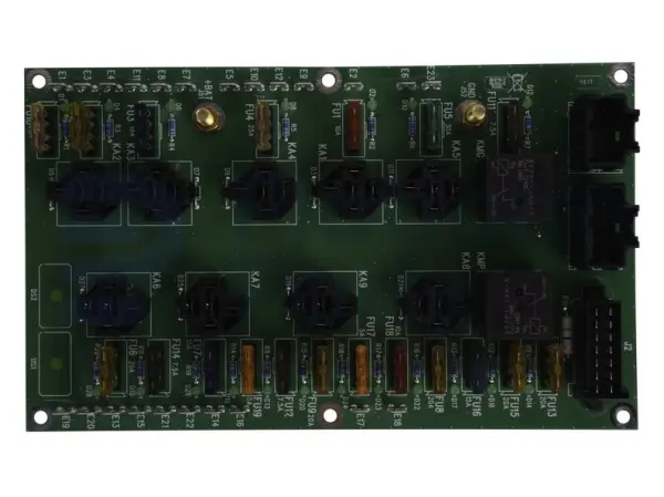 Electronic card ground control