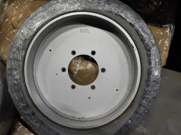 Non-marking wheel