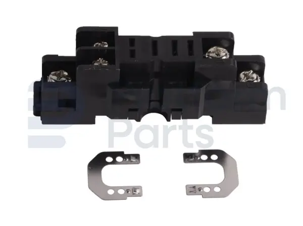 Relay socket