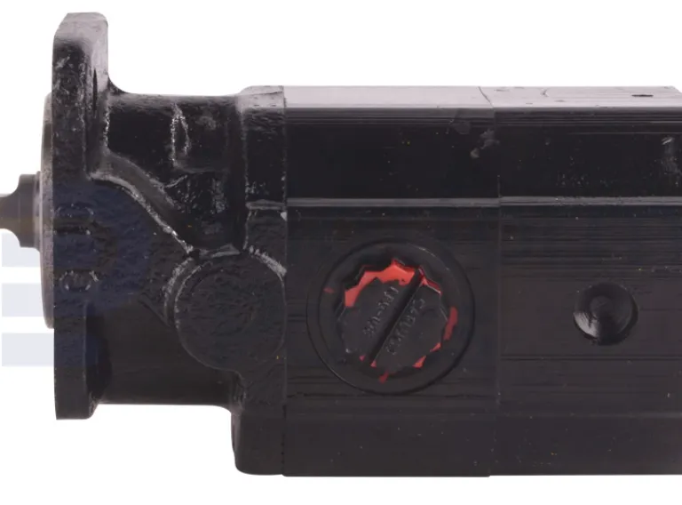 UpRight - Pump, hydraulic - UP-015797-010